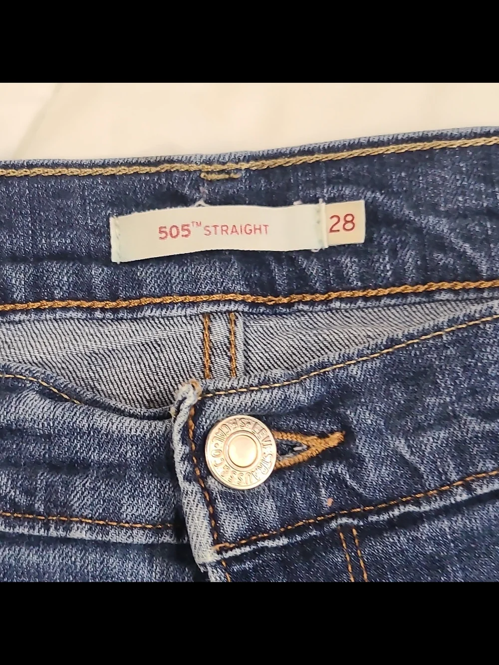 Levi's 505 Straight Men's Blue Denim Jeans Medium Wash Straight Fit Mid Rise